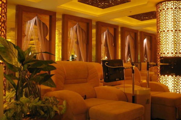 山城桑拿秘境，重庆蒸出健康生活